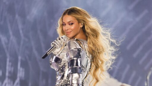 Who is Beyoncé: Beyonce's Bio,Family, and Net Worth
