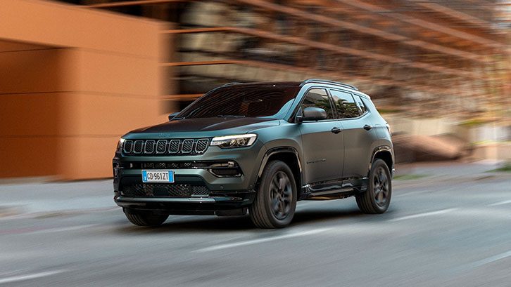 Plug-in Hybrid SUVs: A Greener and More Versatile Choice